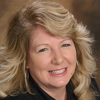 Profile Photo of Daun Gooding Holdmeyer