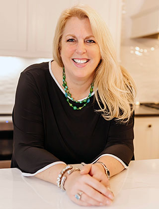 Photo of Kim Cameron